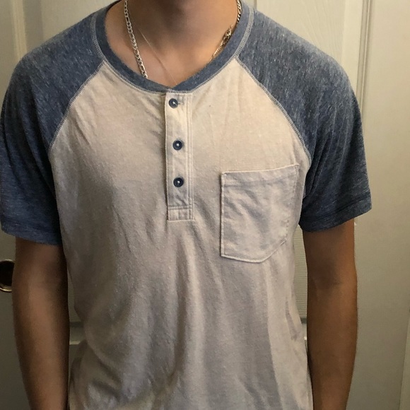 Half Button T - Picture 2 of 2